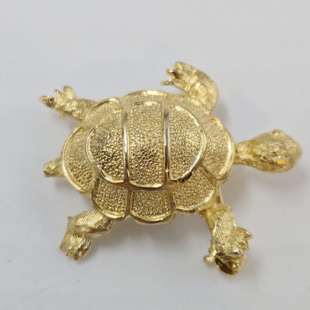 Vintage Signed Alice Caviness Figural Turtle Gold Tone Pin Brooch